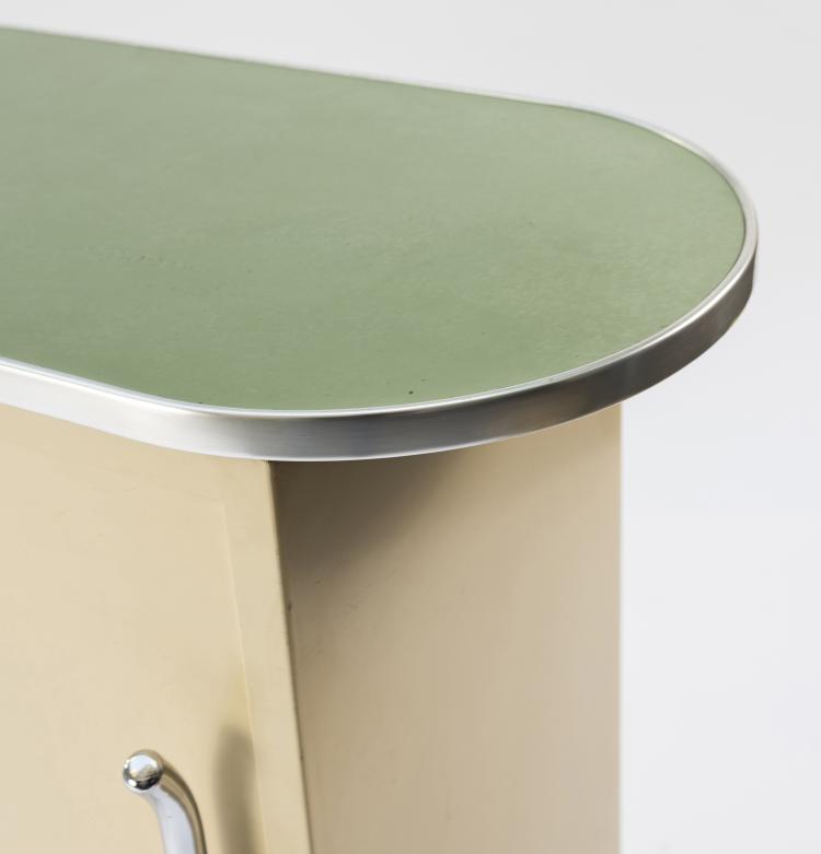Bild 3 zu Objekt, Rundform Sideboard 'Athen', 1954, Mauser-Werke, Waldeck, 145A 146