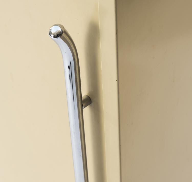 Bild 4 zu Objekt, Rundform Sideboard 'Athen', 1954, Mauser-Werke, Waldeck, 145A 146