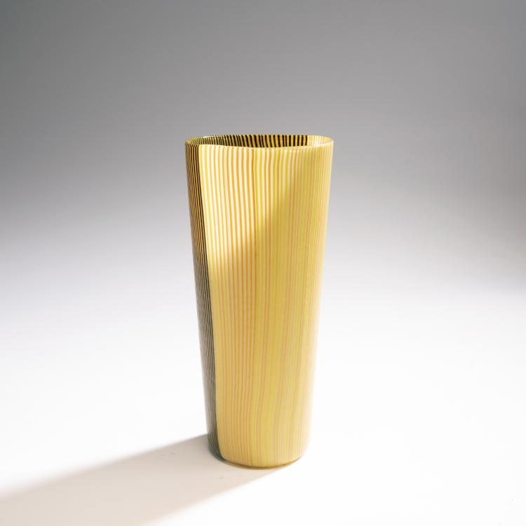 Bild 1 zu Objekt, 'Tessuto bicolore' vase, c. 1945-48, Venini & C., Murano, 146D 726