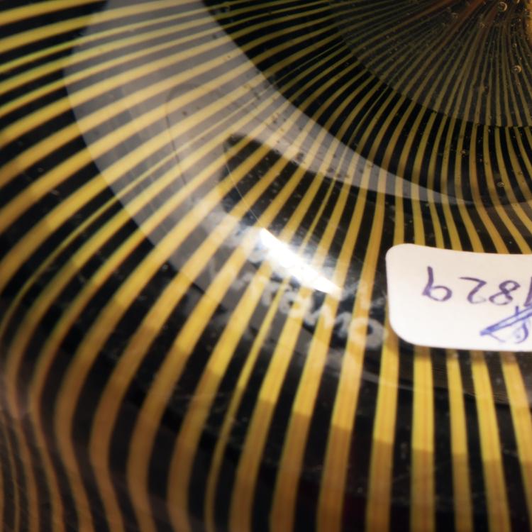 Bild 3 zu Objekt, 'Tessuto bicolore' vase, c. 1945-48, Venini & C., Murano, 146D 726