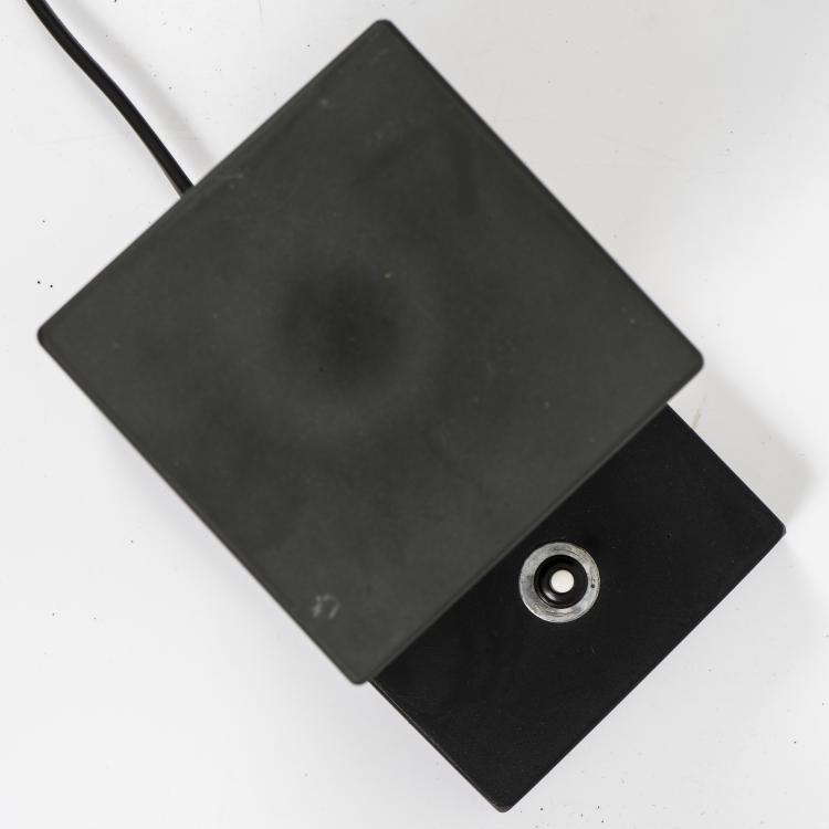 Bild 3 zu Objekt, Table light 'Atrax W&uuml;rfel', c. 1929, Atrax Leuchten, Berlin, 145A 65