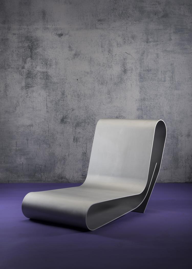 Bild 1 zu Objekt, Sessel 'Loop chair LC 95A', 1993-95, Top Mouton, Br&uuml;ssel, 146C 678