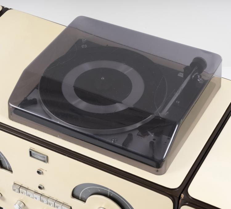 Bild 4 zu Objekt, Stereoanlage 'RR-126', 1965, Achille Castiglioni, Brionvega, Mailand, 145B 429