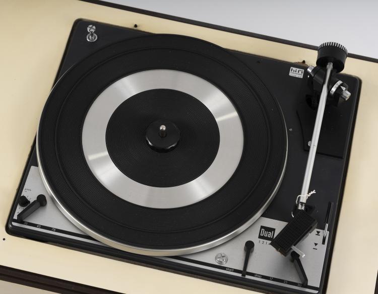 Bild 6 zu Objekt, Stereoanlage 'RR-126', 1965, Achille Castiglioni, Brionvega, Mailand, 145B 429