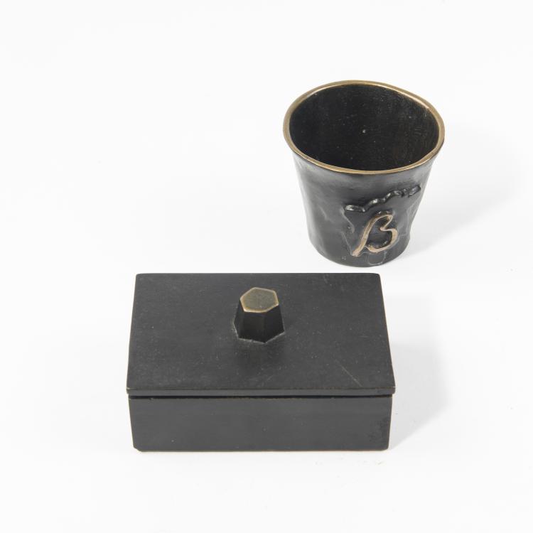 Bild 3 zu Objekt, Table set, 1994-2001, Elizabeth Garouste,Mattia Bonetti, Hubert Blome GmbH, Sundern-Stockum, 146C 675