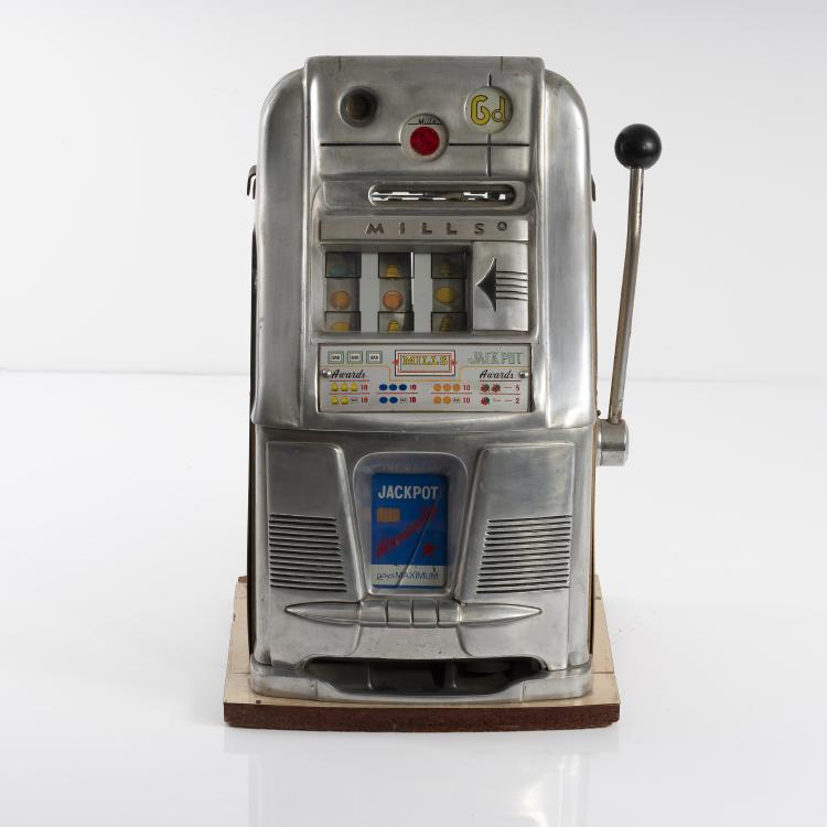Bild 3 zu Objekt, Slot machine, 1948, Mills Novelty Co., Chicago, IL, 146C 460