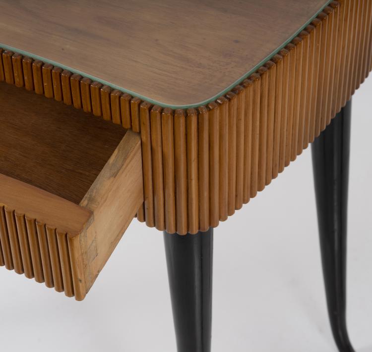 Bild 4 zu Objekt, Two nightstands, 1940/50s, Italien, 145B 221