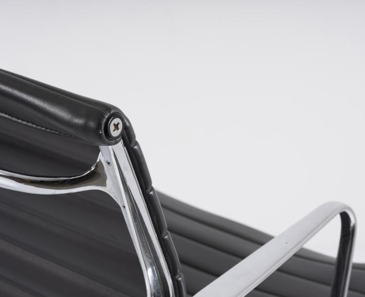 Bild 7 zu Objekt, 6 'Aluminium group' chairs, 1958, Vitra Design, Weil am Rhein; Miller, Herman, Zeeland, 146C 525