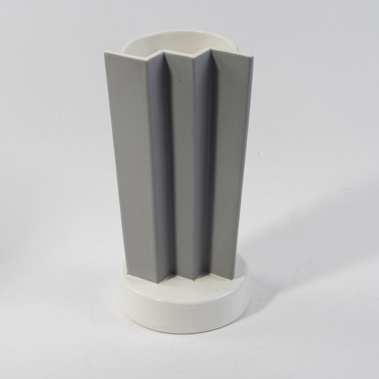 Bild 1 zu Objekt, Vase 'ET1', 1990, Sarri, Alessio, Sesto Fiorentino; Anthologie Quartett, Bad Essen, 146B 331