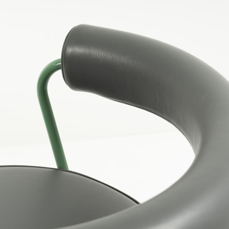 Bild 3 zu Objekt, 'LC 7' and 'LC 8', Cassina, Mailand, 146C 417