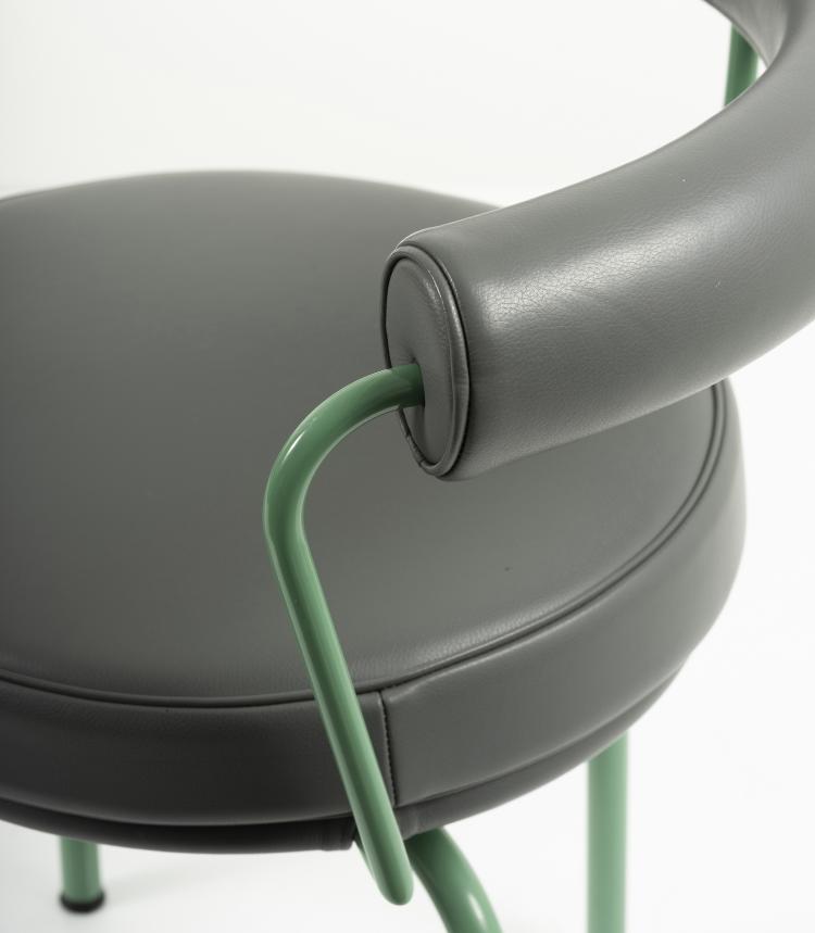 Bild 5 zu Objekt, 'LC 7' and 'LC 8', Cassina, Mailand, 146C 417