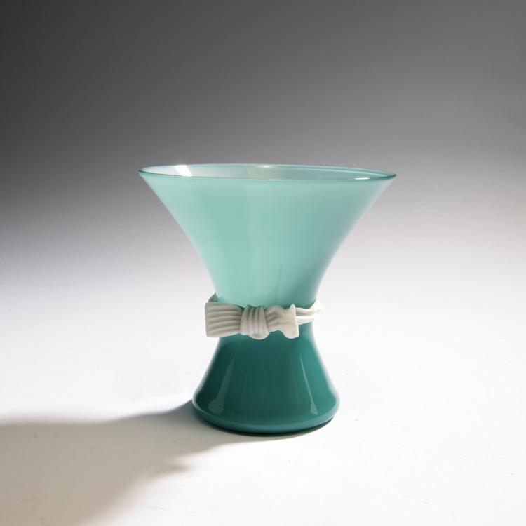 Hauptbild zu Objekt, 'Opalino' vase, 1952, Venini & C., Murano, 146D 750