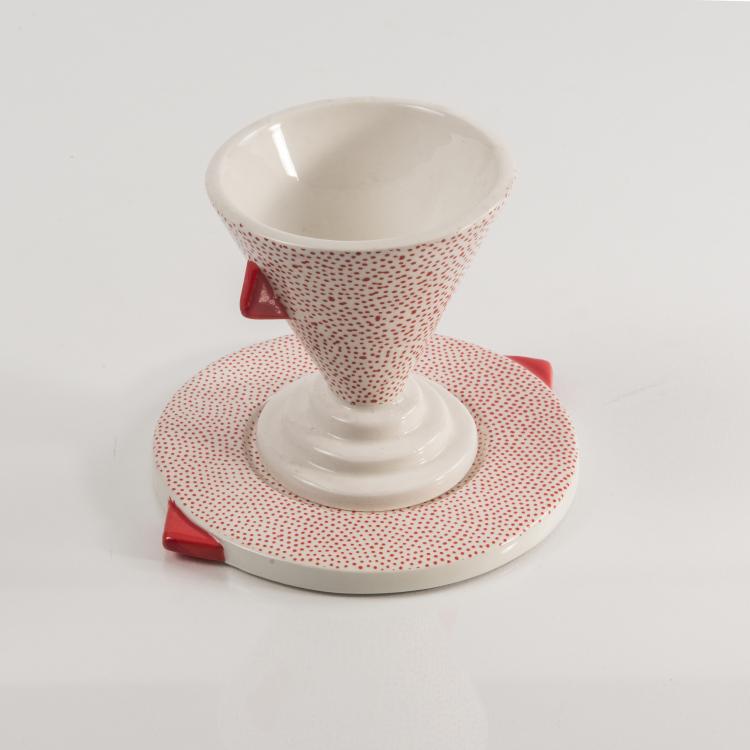 Bild 1 zu Objekt, 'C Nefertiti' cup, 1981, Memphis, Mailand, 146A 125