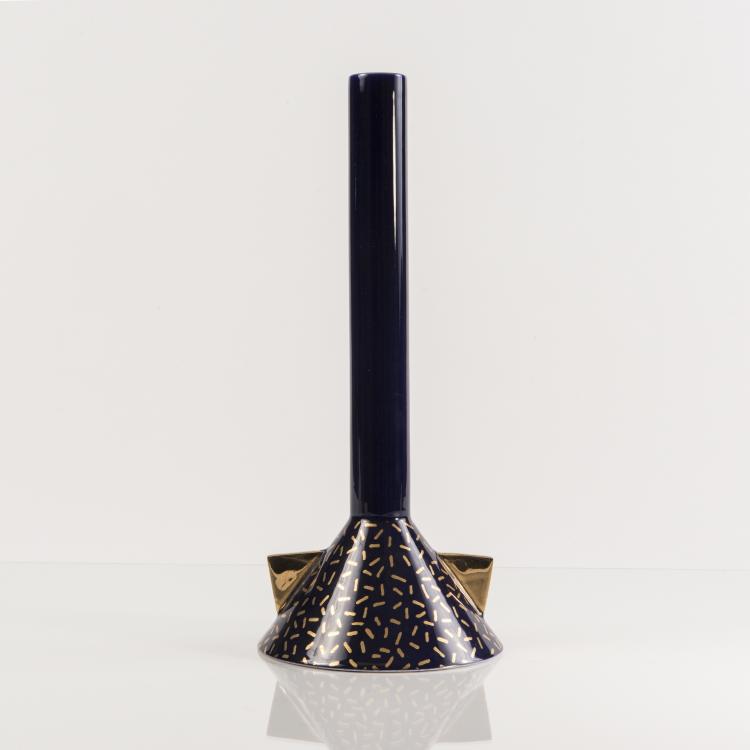 Bild 1 zu Objekt, 'F Tuja' vase, 1981, Memphis, Mailand, 146A 129