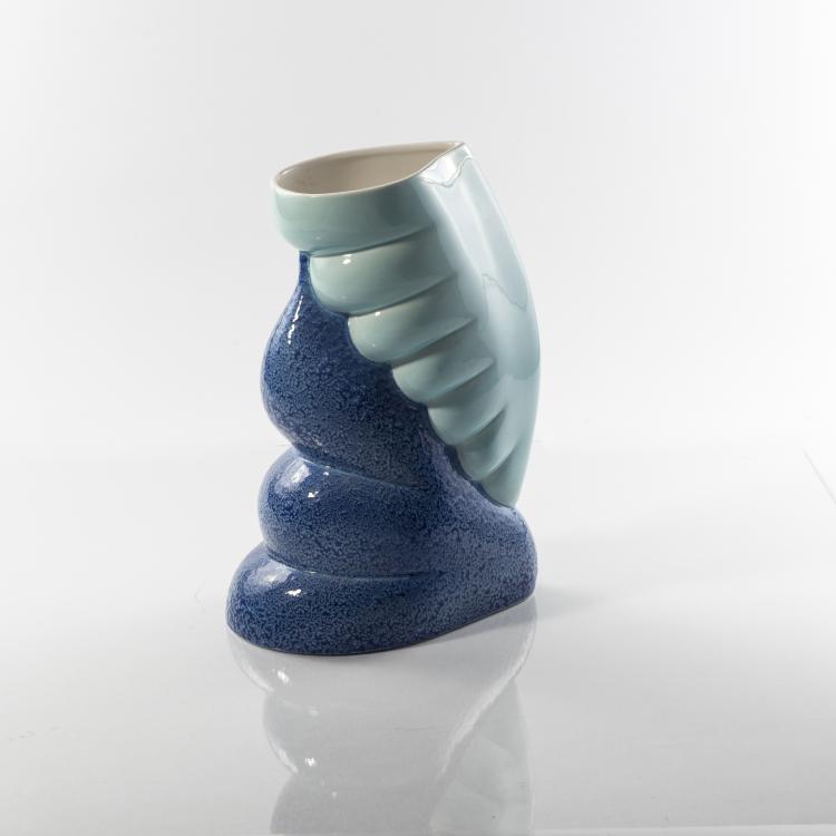 Hauptbild zu Objekt, 'Atlantide.Velia' vase, 1991, Anthologie Quartett, Bad Essen, 146A 143