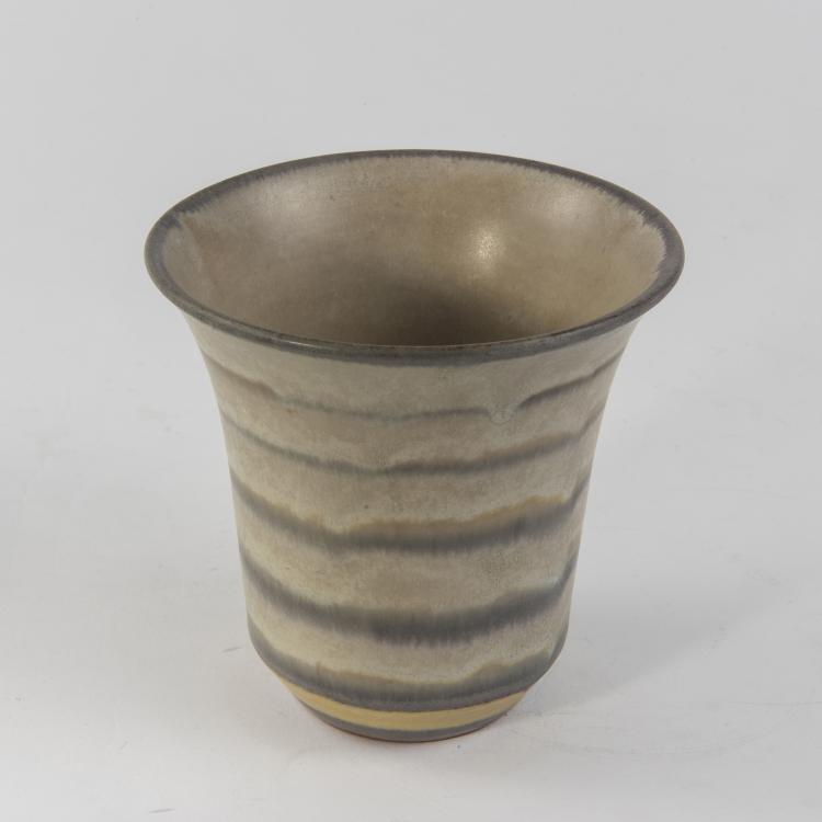 Bild 1 zu Objekt, Vase, 1928-31, Velten Vordamm, Steingutfabriken, 146C 571