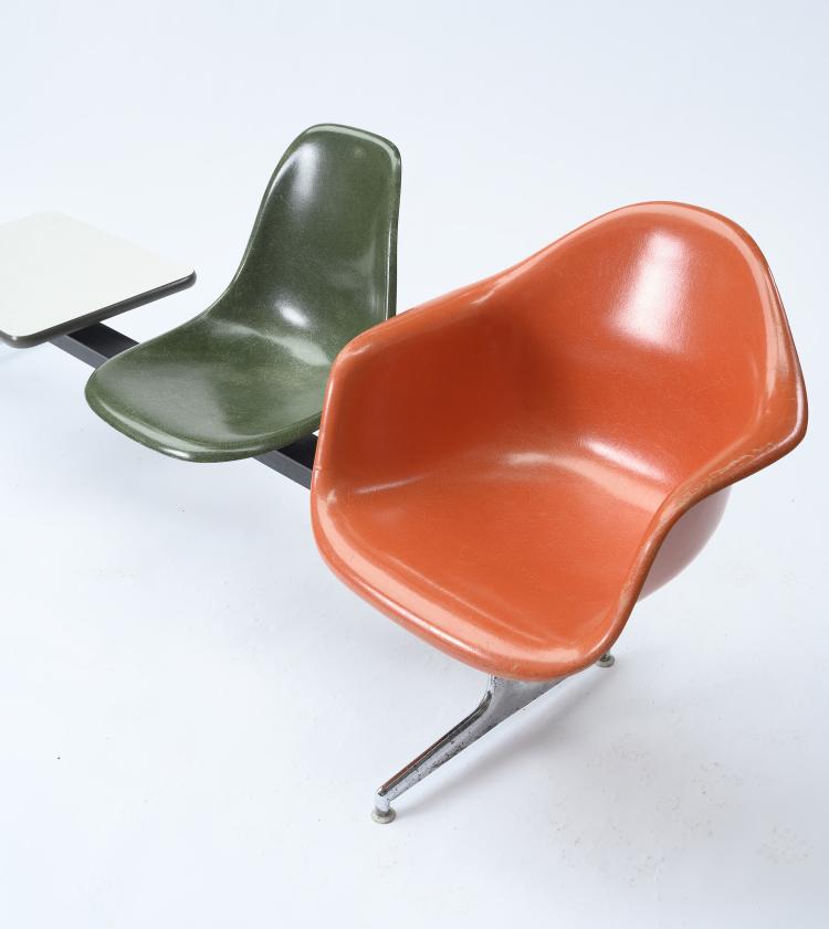 Bild 4 zu Objekt, 'Tandem Shell Seating', 1950s, Vitra Design, Weil am Rhein, 146C 601