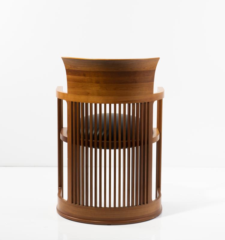Bild 5 zu Objekt, Armlehnstuhl 'Barrel Chair', 1904/1905, Frank Lloyd Wright, Cassina, Mailand, 149B 276