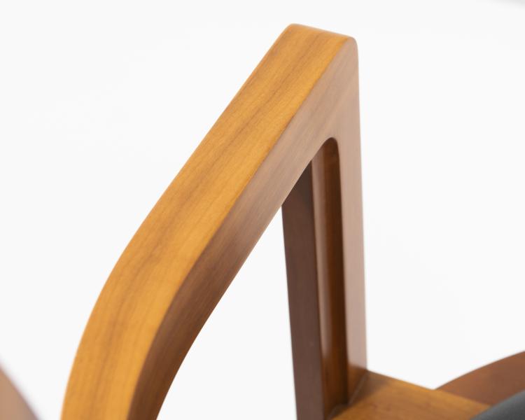 Bild 6 zu Objekt, Armlehnstuhl 'Barrel Chair', 1904/1905, Frank Lloyd Wright, Cassina, Mailand, 149B 276