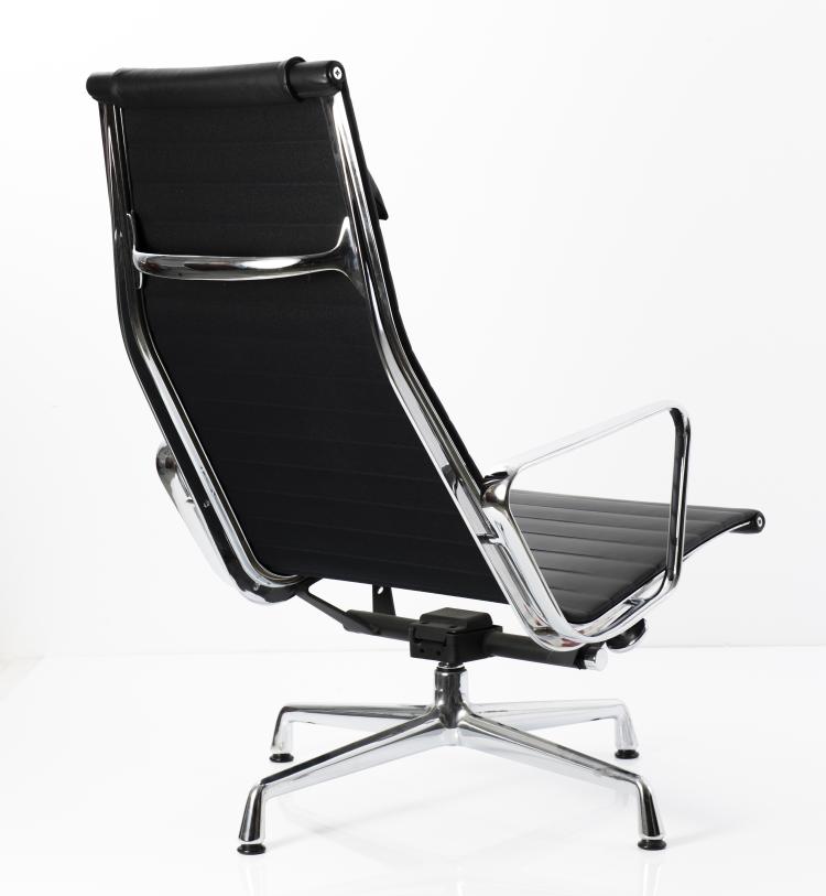 Bild 1 zu Objekt, 'Alu Group' armchair and ottoman, 1958, Charles Eames, Vitra Design, Weil am Rhein, 149B 353