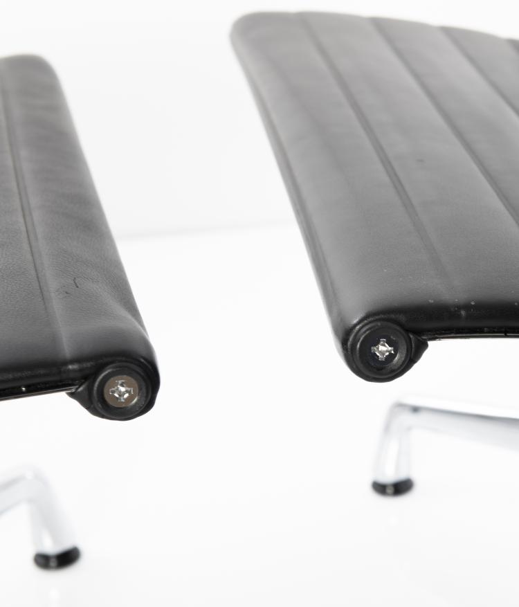 Bild 11 zu Objekt, 'Alu Group' armchair and ottoman, 1958, Charles Eames, Vitra Design, Weil am Rhein, 149B 353