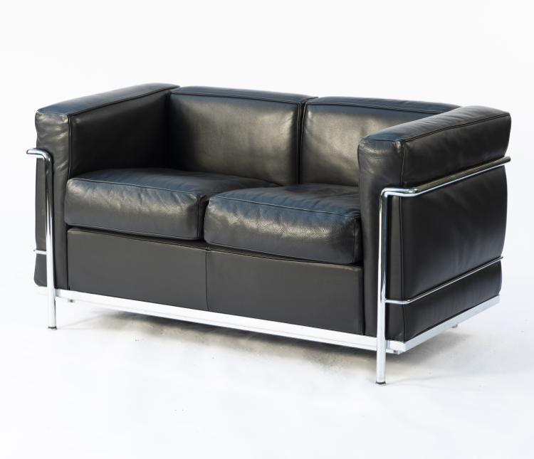 Bild 1 zu Objekt, 'LC 2' settee, 1928, Pierre Jeanneret,Charlotte Perriand,Le Corbusier Charles-&Eacute;douard Jeanneret-Gris, Cassina, Mailand, 149B 291
