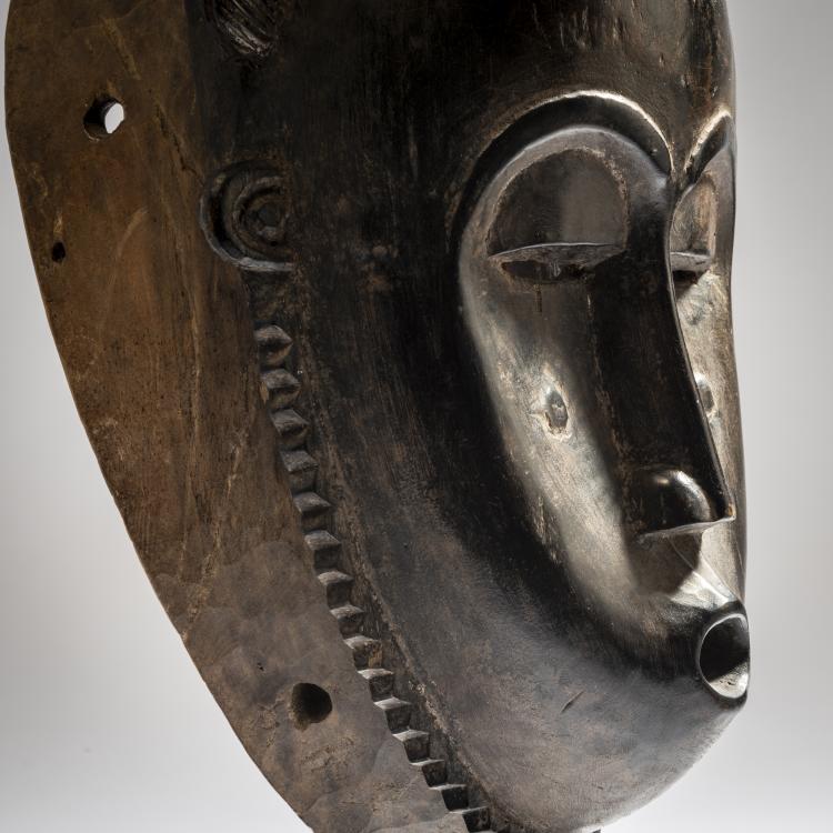 Bild 5 zu Objekt, Maske, Elfenbeink&uuml;ste, 151C 831