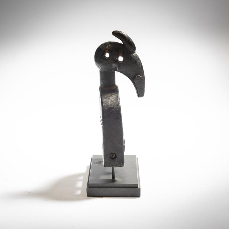 Bild 2 zu Objekt, Loom roll holder, Elfenbeink&uuml;ste, 151C 833