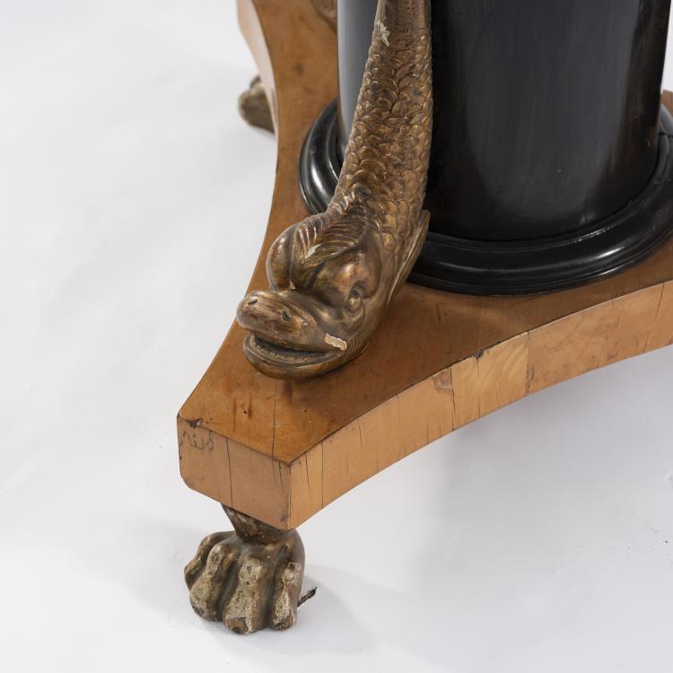 Bild 2 zu Objekt, Esstisch mit Delphinen, um 1820, Deutschland, 147B 633