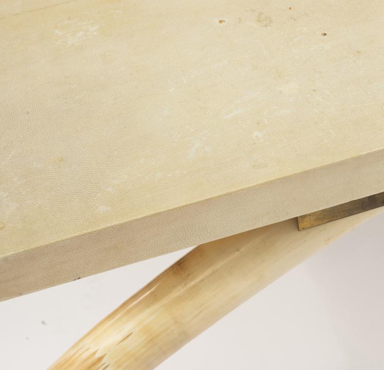 Bild 3 zu Objekt, Sofatisch, um 1930, Frankreich, 147B 658