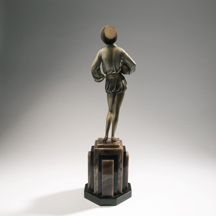 Bild 9 zu Objekt, 'Mandolin Player', c. 1925, 147B 397