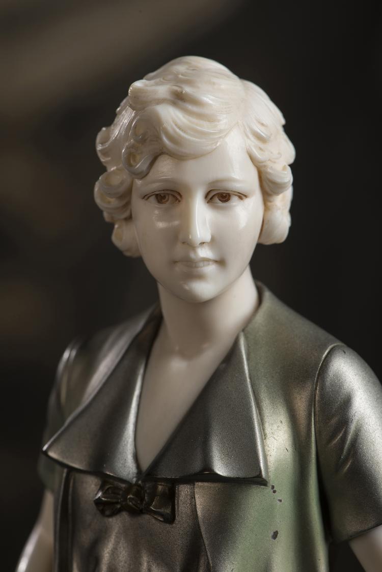 Bild 3 zu Objekt, 'Gamine', 1930er Jahre, 147B 404