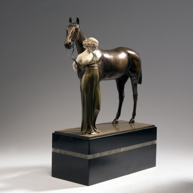 Bild 1 zu Objekt, 'Griechin, ein Pferd am Z&uuml;gel haltend', 1920er Jahre , Preiss & Kassler, Berlin, 147B 392