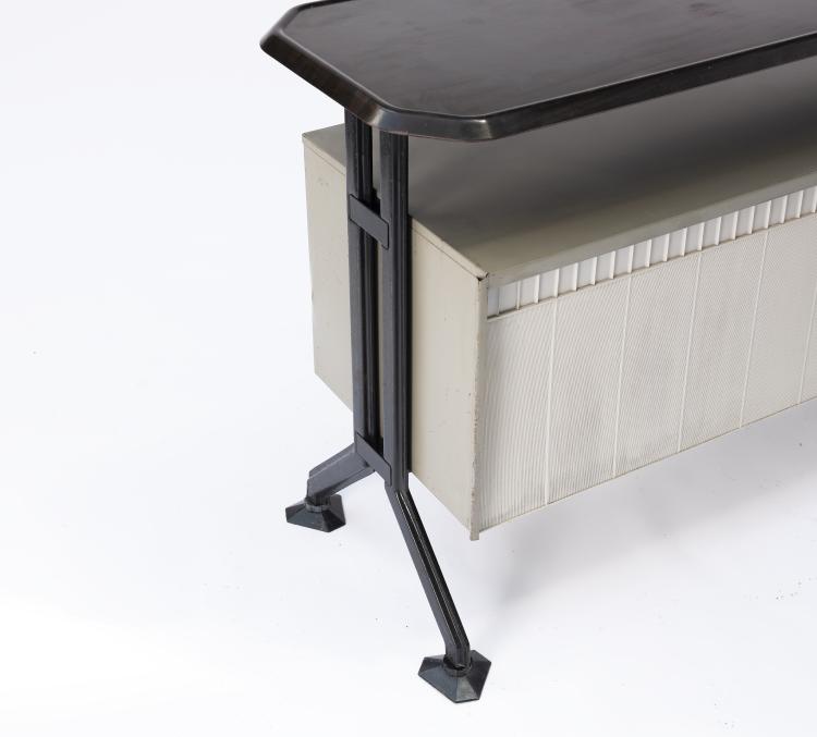 Bild 1 zu Objekt, 'Arco' sideboard, 1963, Olivetti, Ivrea, 146B 279
