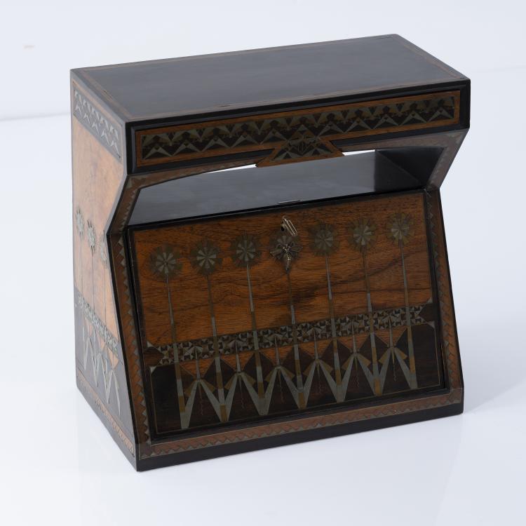 Bild 1 zu Objekt, Desk chest, c. 1900, Bugatti & Cie., Mailand, 147B 629