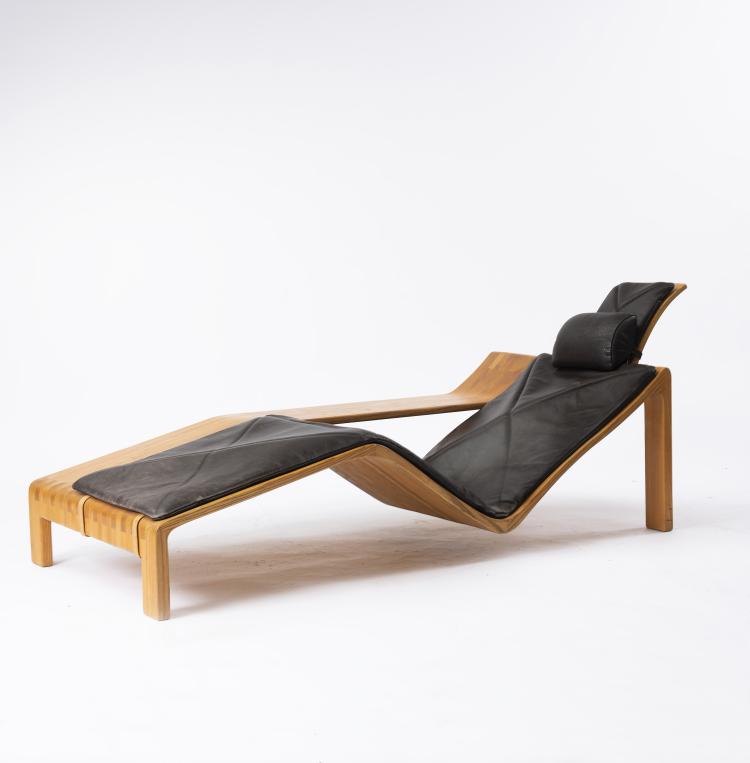 Bild 6 zu Objekt, 'Reclining sculptural chaiselounge with integrated side table', 1970s, Hojland Olsen, Sigurd, Lyngby, 146C 652