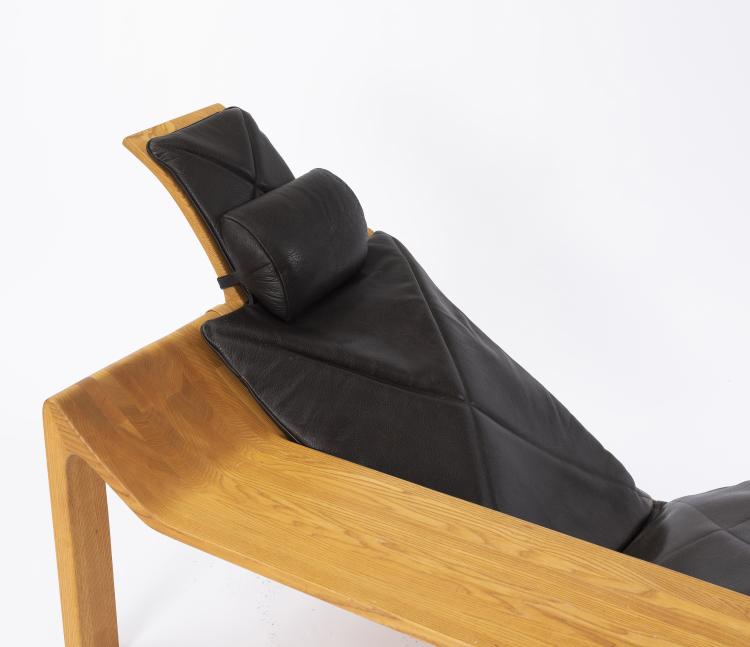 Bild 7 zu Objekt, 'Reclining sculptural chaiselounge with integrated side table', 1970s, Hojland Olsen, Sigurd, Lyngby, 146C 652