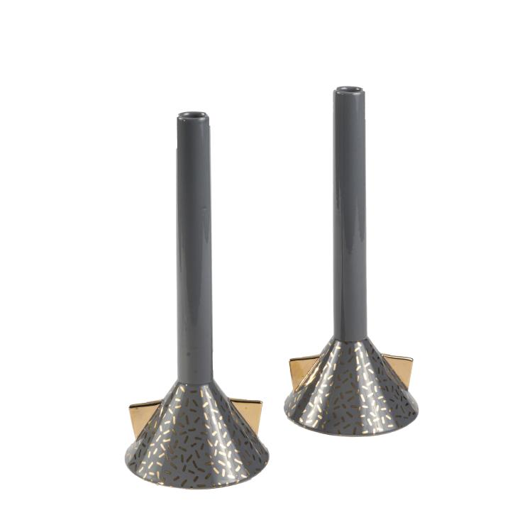 Hauptbild zu Objekt, Zwei Vasen 'Tuja', 1981, Flavia, Montelupo, Sesto Fiorentino; Memphis, Mailand, 146B 336