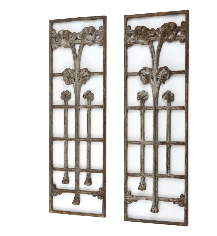 Hauptbild zu Objekt, Zwei T&uuml;rverkleidungen 'GM', um 1900, St. Dizier, Fonderie, 147B 434