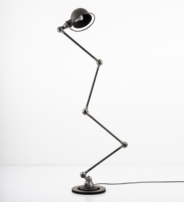 Bild 1 zu Objekt, 'Standard' floor light, 1951, Ji&eacute;ld&eacute;, St. Priest, 146C 513