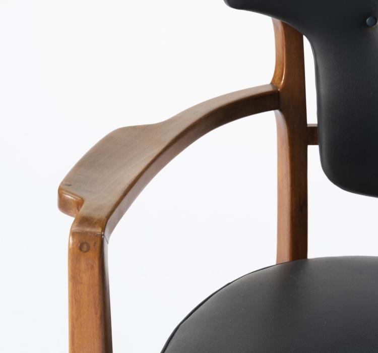 Bild 6 zu Objekt, Vier Armlehnsessel, um 1950, Italien, 146B 191