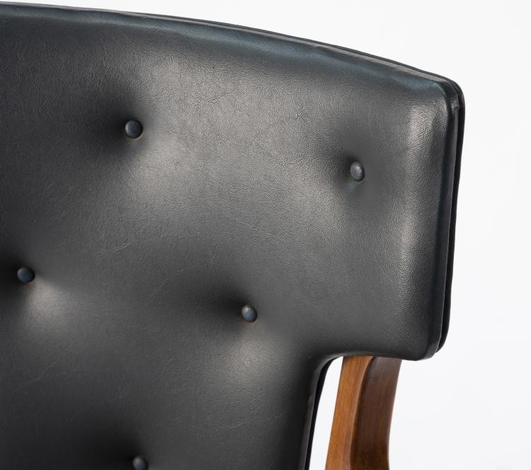 Bild 7 zu Objekt, Vier Armlehnsessel, um 1950, Italien, 146B 191