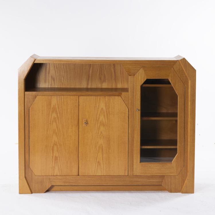 Bild 1 zu Objekt, Anthroposophisches 'kombiniertes Schr&auml;nkchen K 1208', 1930er Jahre, Schiller M&ouml;bel Stuttgart-Cannstadt, 148A 192