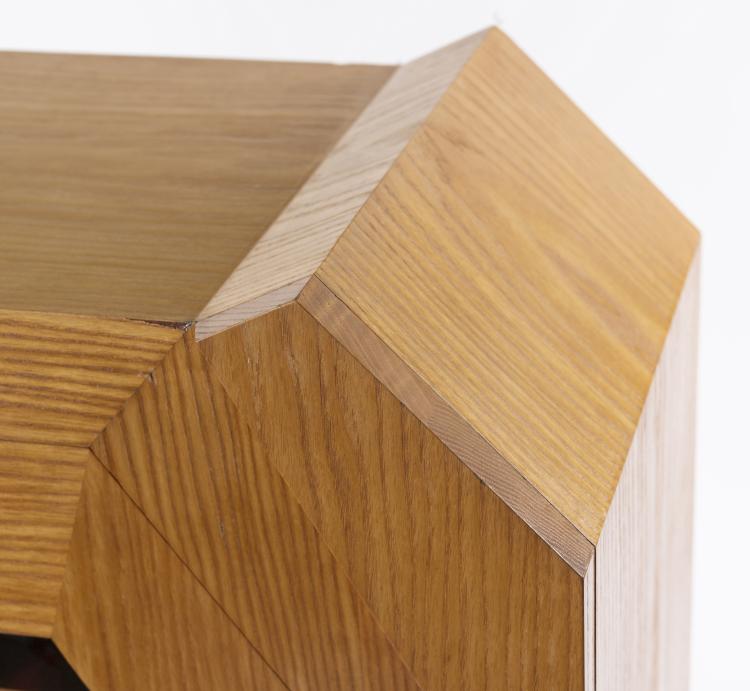 Bild 4 zu Objekt, Anthroposophisches 'kombiniertes Schr&auml;nkchen K 1208', 1930er Jahre, Schiller M&ouml;bel Stuttgart-Cannstadt, 148A 192