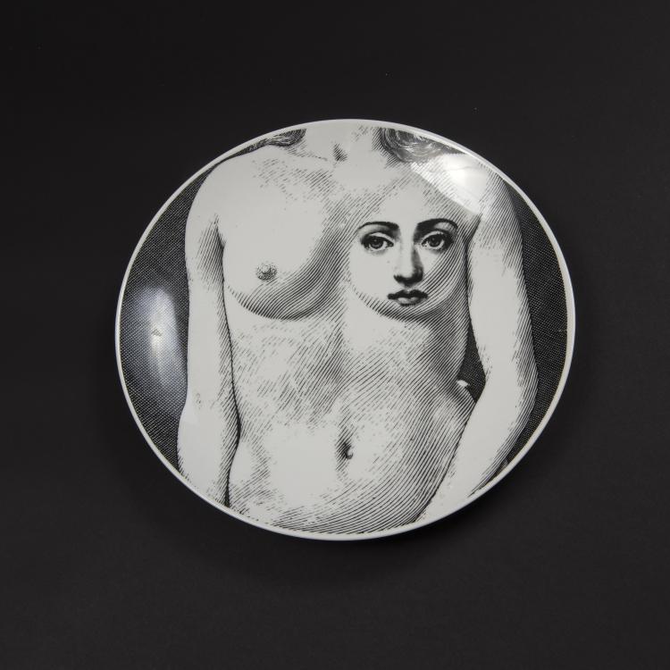 Bild 2 zu Objekt, Zwei Teller 'Tema e Variazioni', 1980er Jahre, Fornasetti, Mailand, 146B 263