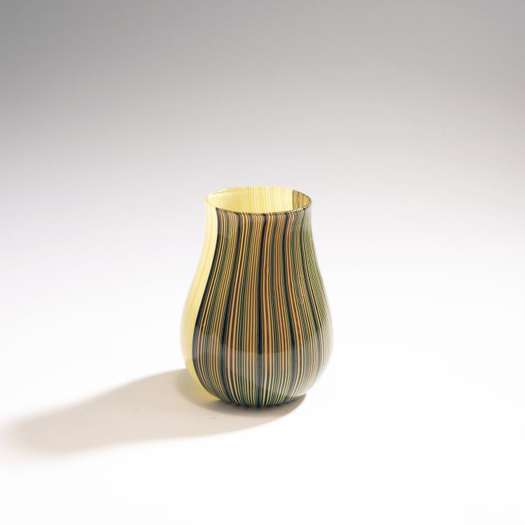 Bild 1 zu Objekt, 'Tessuto bicolore' vase, c. 1945-48, Venini & C., Murano, 146D 728
