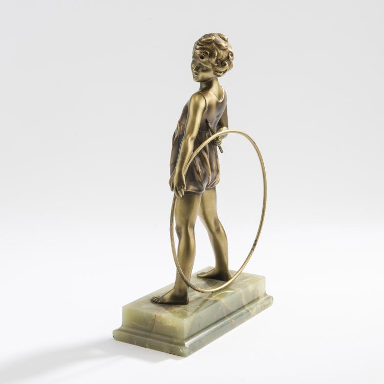 Bild 3 zu Objekt, 'Hoop Girl', um 1930, Preiss & Kassler, Berlin, 147B 403