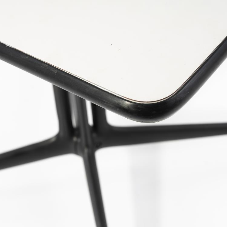 Bild 2 zu Objekt, Beistelltisch 'LaFonda', 1961, Charles Eames, Miller, Herman, Zeeland, 149B 366