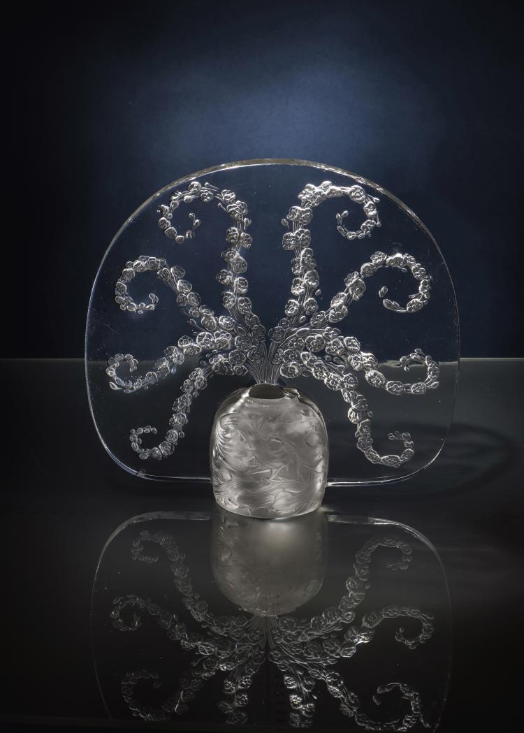 Bild 1 zu Objekt, 'V&eacute;ronique' night light / perfume burner, 1913, Lalique, Ren&eacute;, Combs-la-Ville, 147A 2