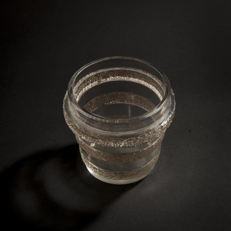 Bild 2 zu Objekt, 'Ricquewihr' bowl, 1938, Lalique, Ren&eacute;, Wingen-sur-Moder, 147A 64